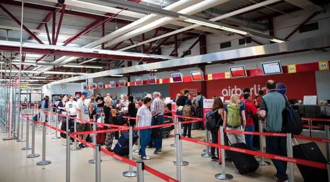Flughafen Tegel Terminal C Parken flightradars24.de