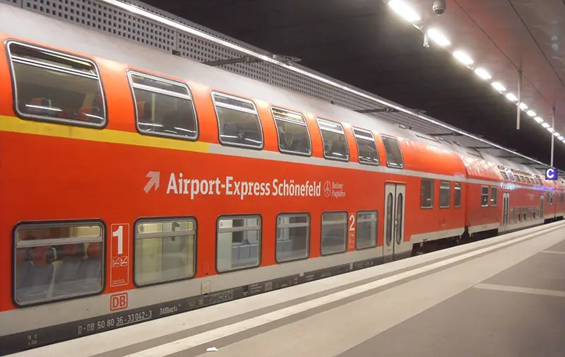Flughafen Schonefeld Berlin Sxf Parken Flugplan Hotel Flugradar Airport Schonefeld