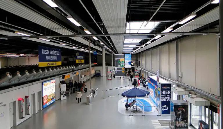 Wie Kommt Man Nach Frankfurt Hahn flightradars24.de