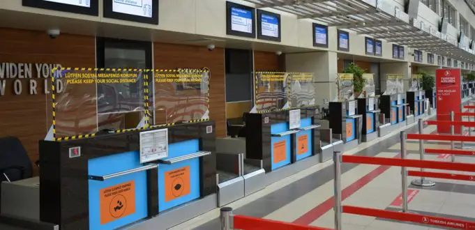 Antalya Flughafen Ankünfte & Abflüge | Flightradars24.de