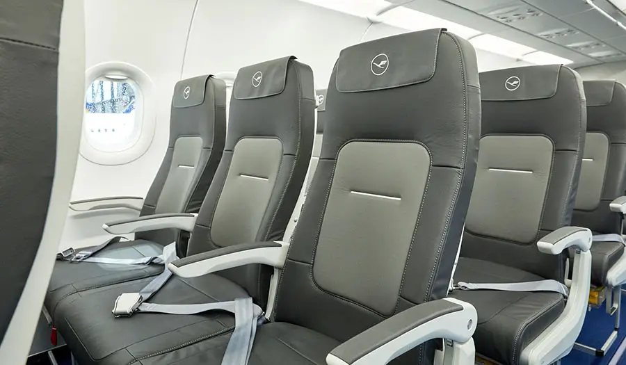Lufthansa A320neo Economy