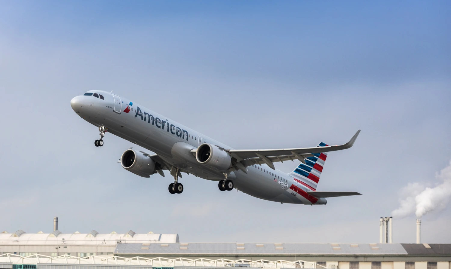 Airbus A321NX von American Airlines