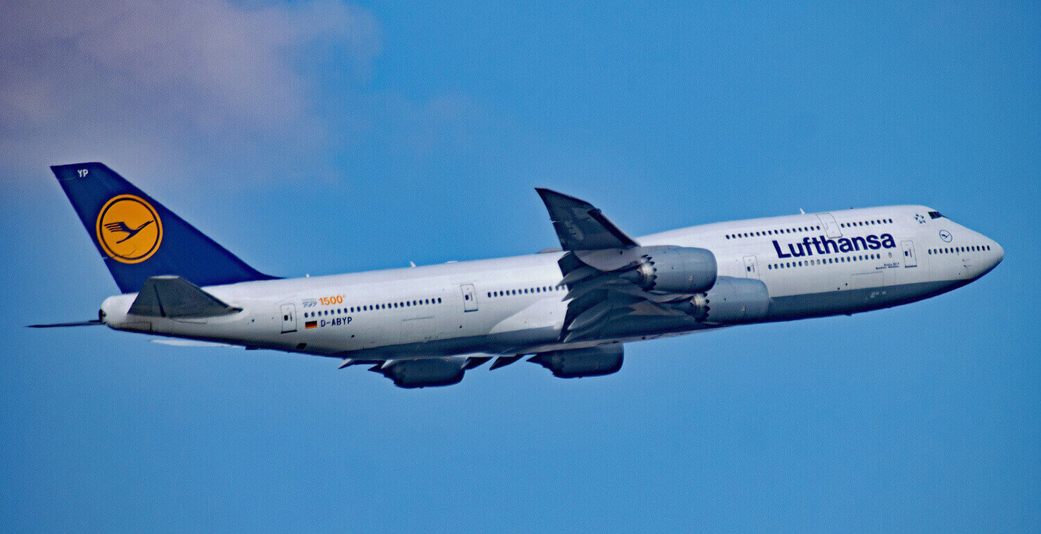 Lufthansa-Flug #LH511 gerät in starke Turbulenzen