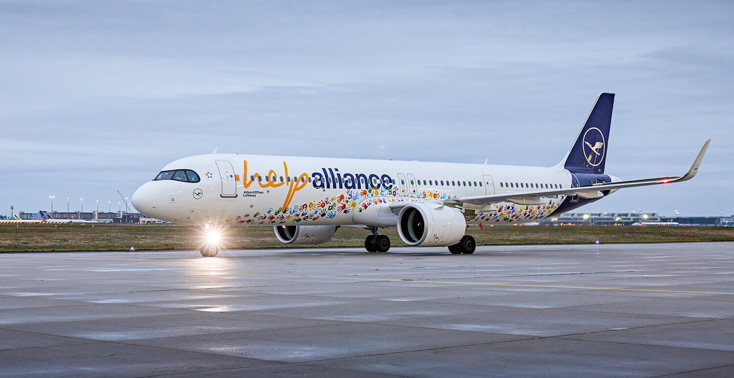 Lufthansa A321neo mit „Helping Hands“-Design