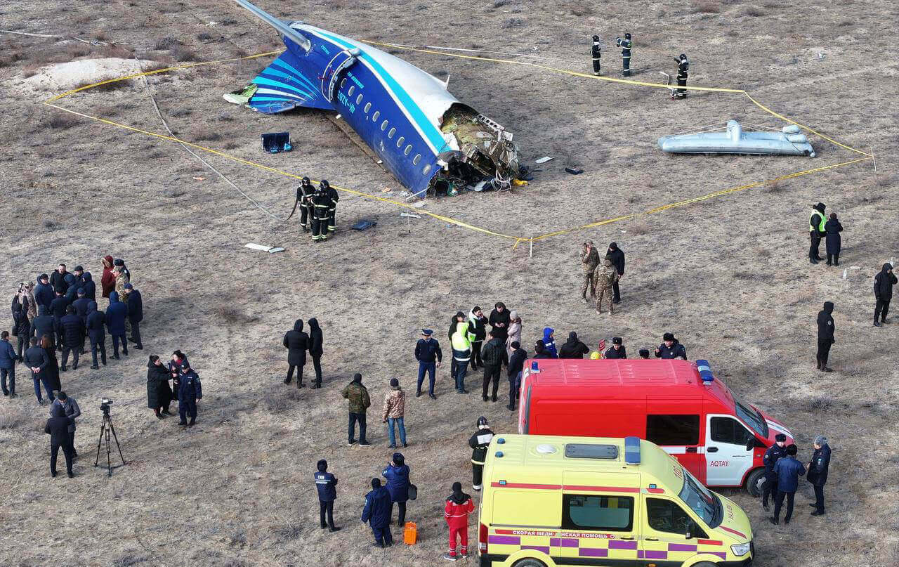 Flugzeugabsturz in Kasachstan: 67 Menschen betroffen