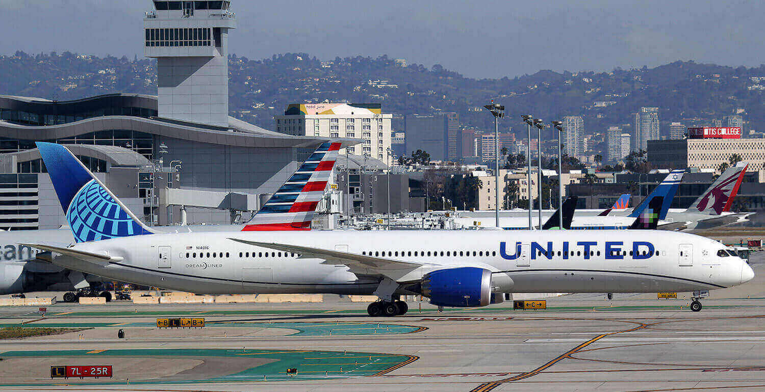 Leiche im Flugzeugfahrwerk: Schock am Flughafen Maui