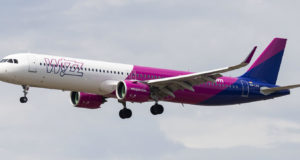 Wizz-Air Airbus A321 absolviert 27 Warteschleifen