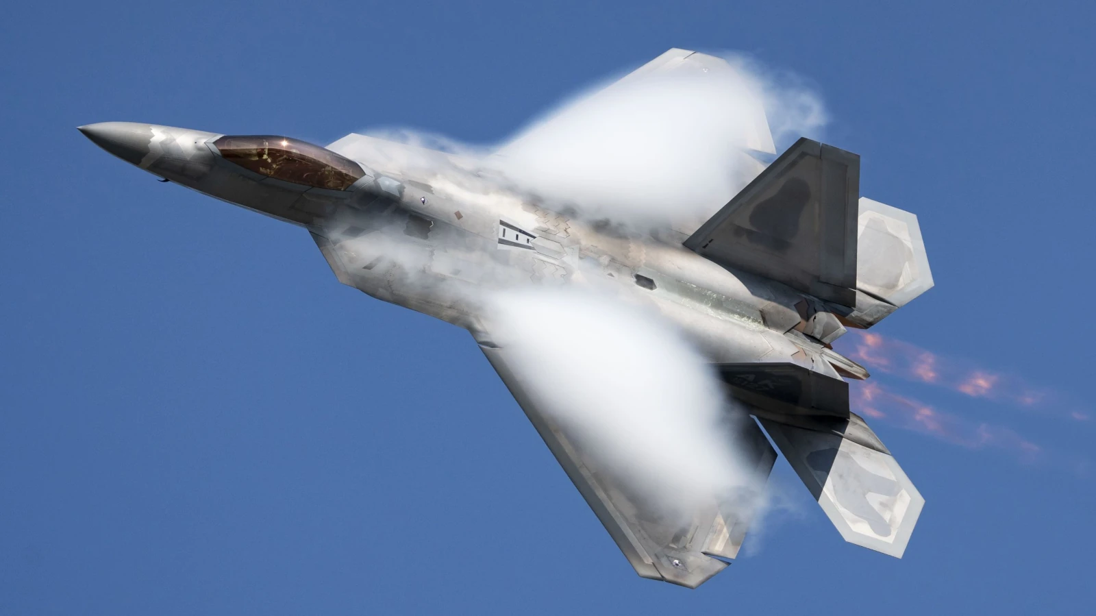 Neue Infrarotsensoren für F-22 Raptor von Lockheed