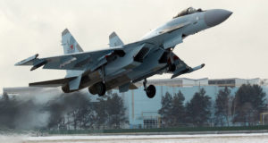 Iran modernisiert seine Luftwaffe mit Su-35-Kampfjets