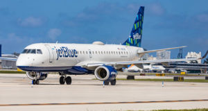 Zwei Tote im Fahrwerksfach eines JetBlue-Flugzeugs entdeckt: Ein tragisches Drama