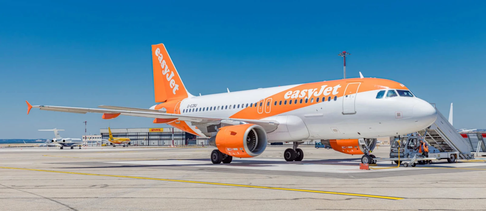 easyJet expandiert
