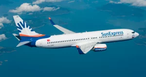 SunExpress stockt Sommerflüge auf