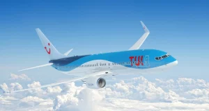 TUI stockt Flüge auf